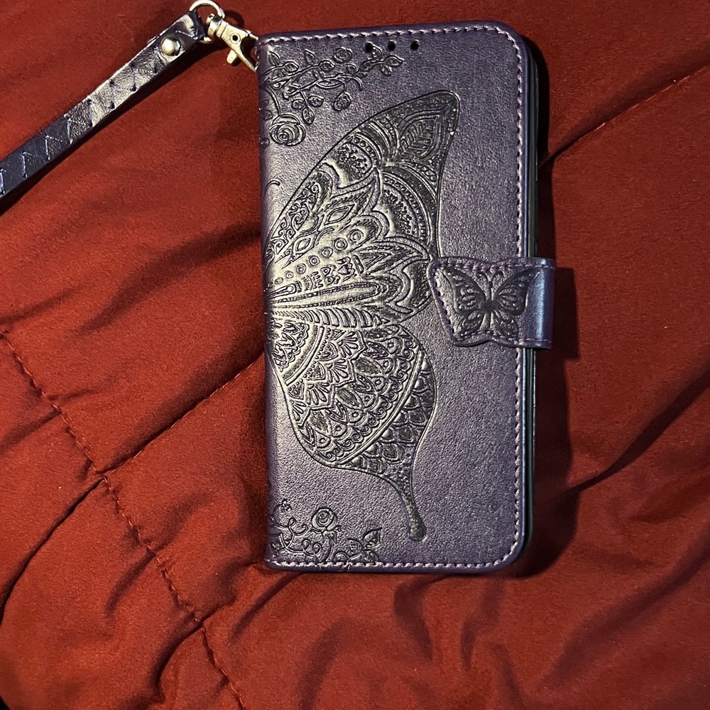 Elegant Butterfly Embossed Phone Wallet Case - Purple